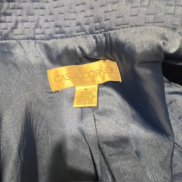 Casual Corner Vintage Blue Button Down Jacket Size 6 - Picture 9 of 9